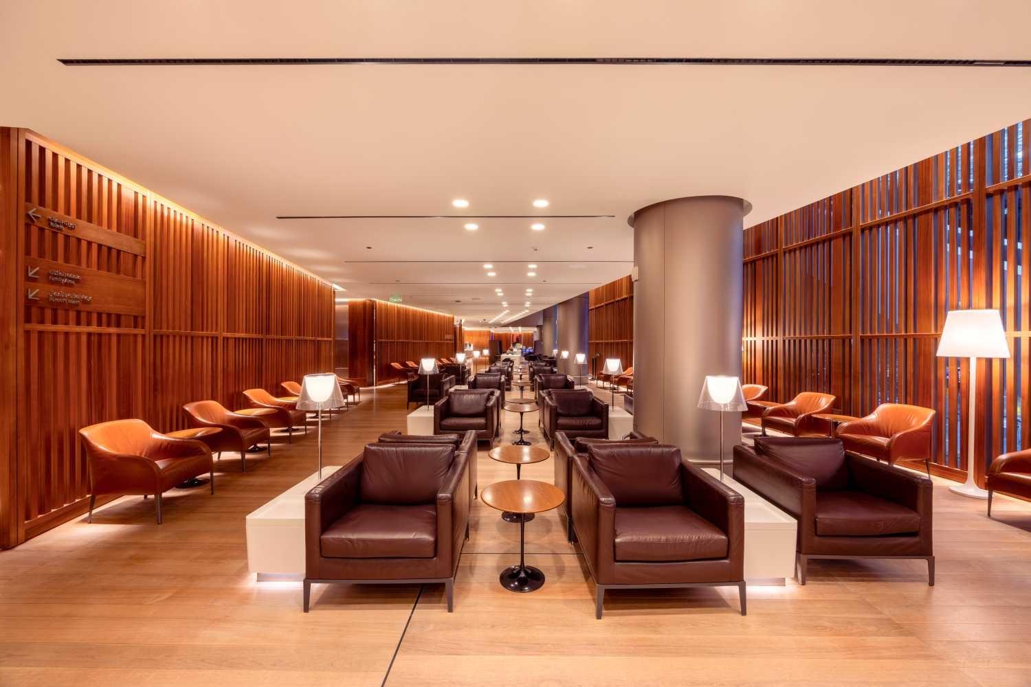 Al Maha Lounge (Southeast), Doha Hamad International, Qatar Al Maha Lounge (Southeast), Doha Hamad International, Qatar