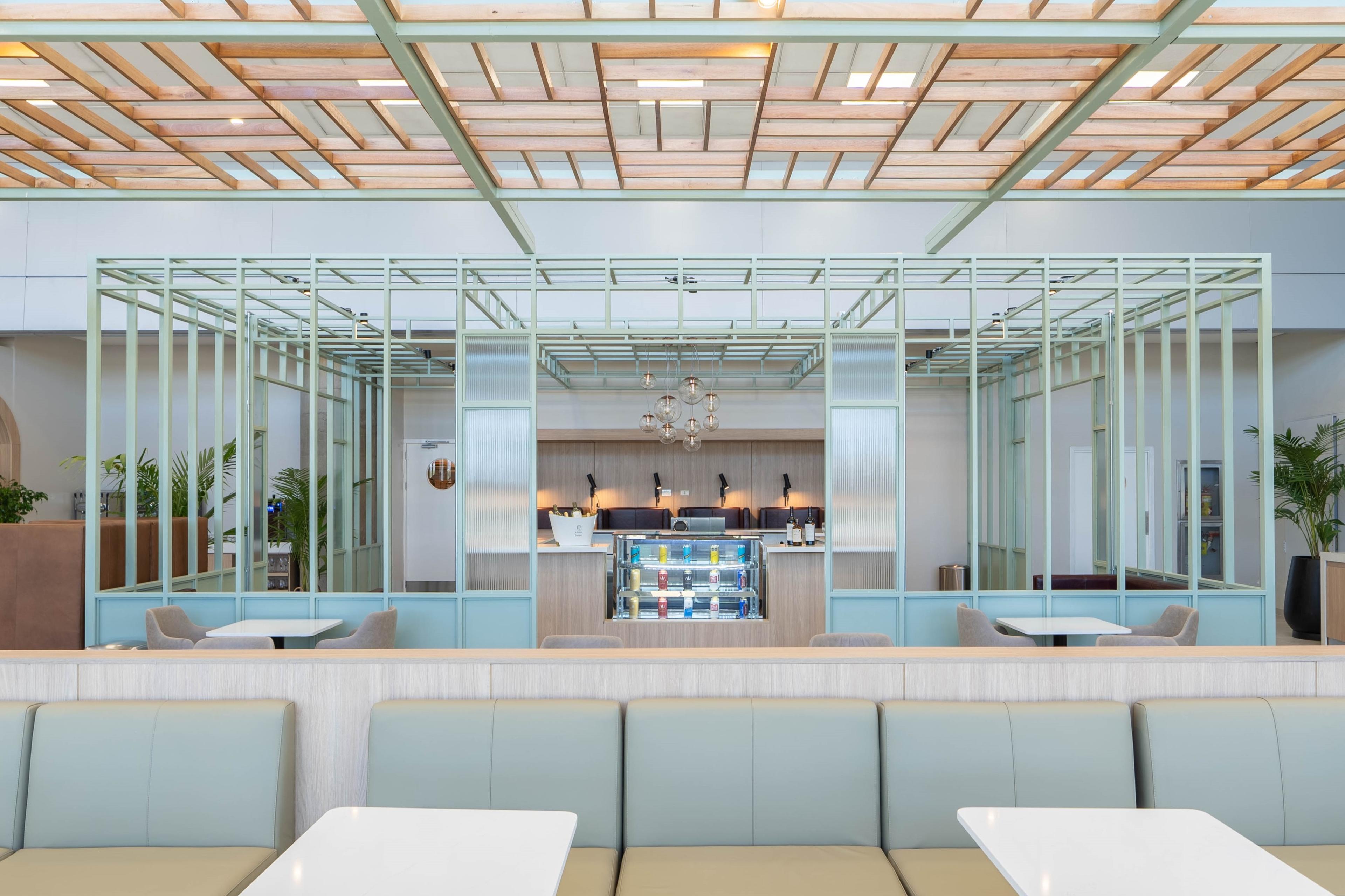 AMAE Lounge Aeroparque, Jorge Newbery Airpark, Argentina AMAE Lounge Aeroparque, Jorge Newbery Airpark, Argentina