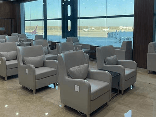 First Class Lounge