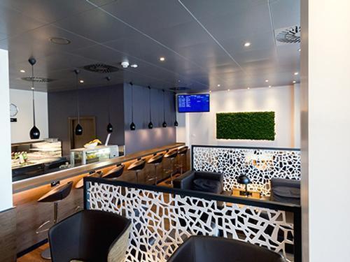 Salzburg Airport Business Lounge, Salzburg, Austria Salzburg Airport Business Lounge, Salzburg, Austria