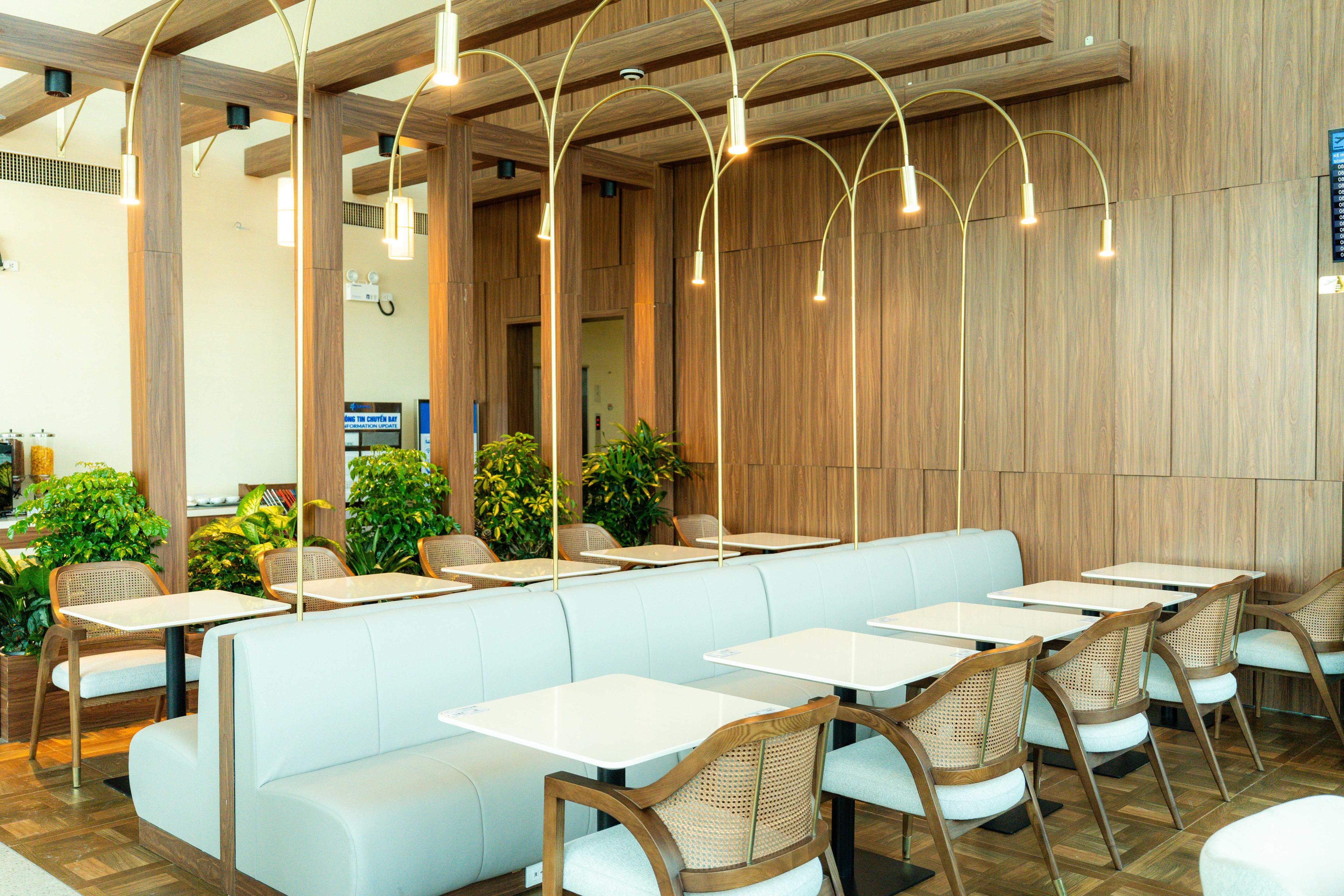 Rose Business Lounge, Tan Son Nhat International, Vietnam Rose Business Lounge, Tan Son Nhat International, Vietnam