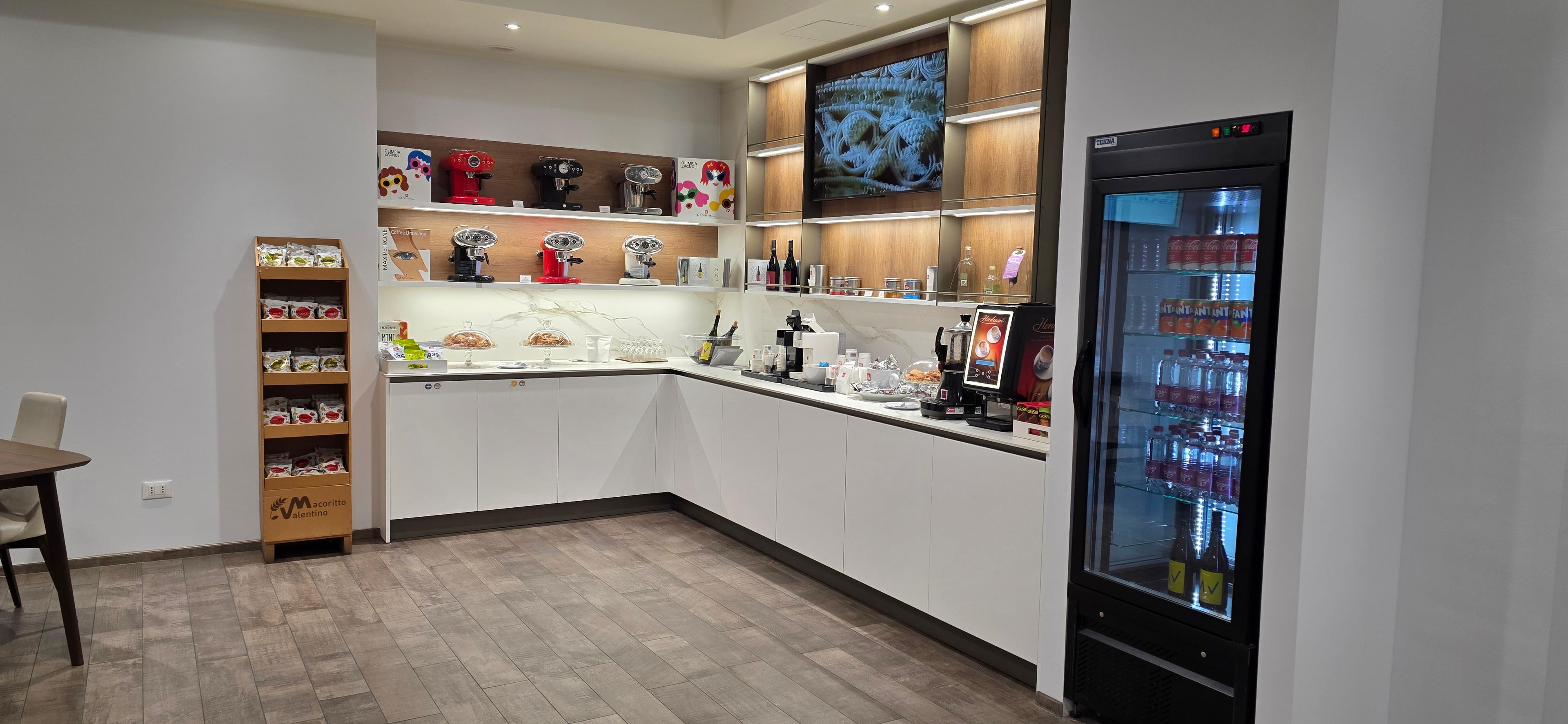 TRS Lounge, Trieste (Ronchi dei Legionari), Italy TRS Lounge, Trieste (Ronchi dei Legionari), Italy