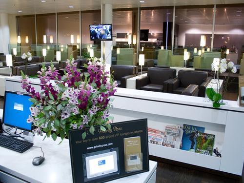 Dnata Skyview Lounge, Geneva Cointrin Dnata Skyview Lounge, Geneva Cointrin