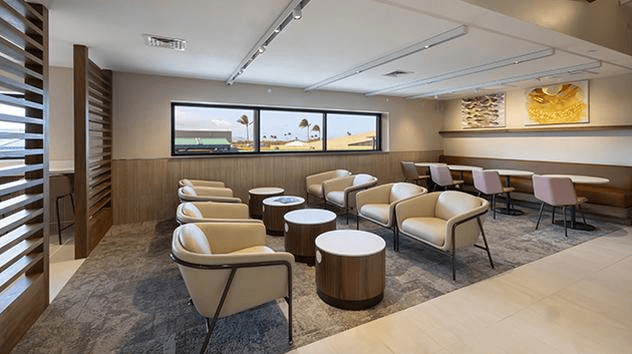 Hawaiian Airlines South Premier Club (Gate 15)