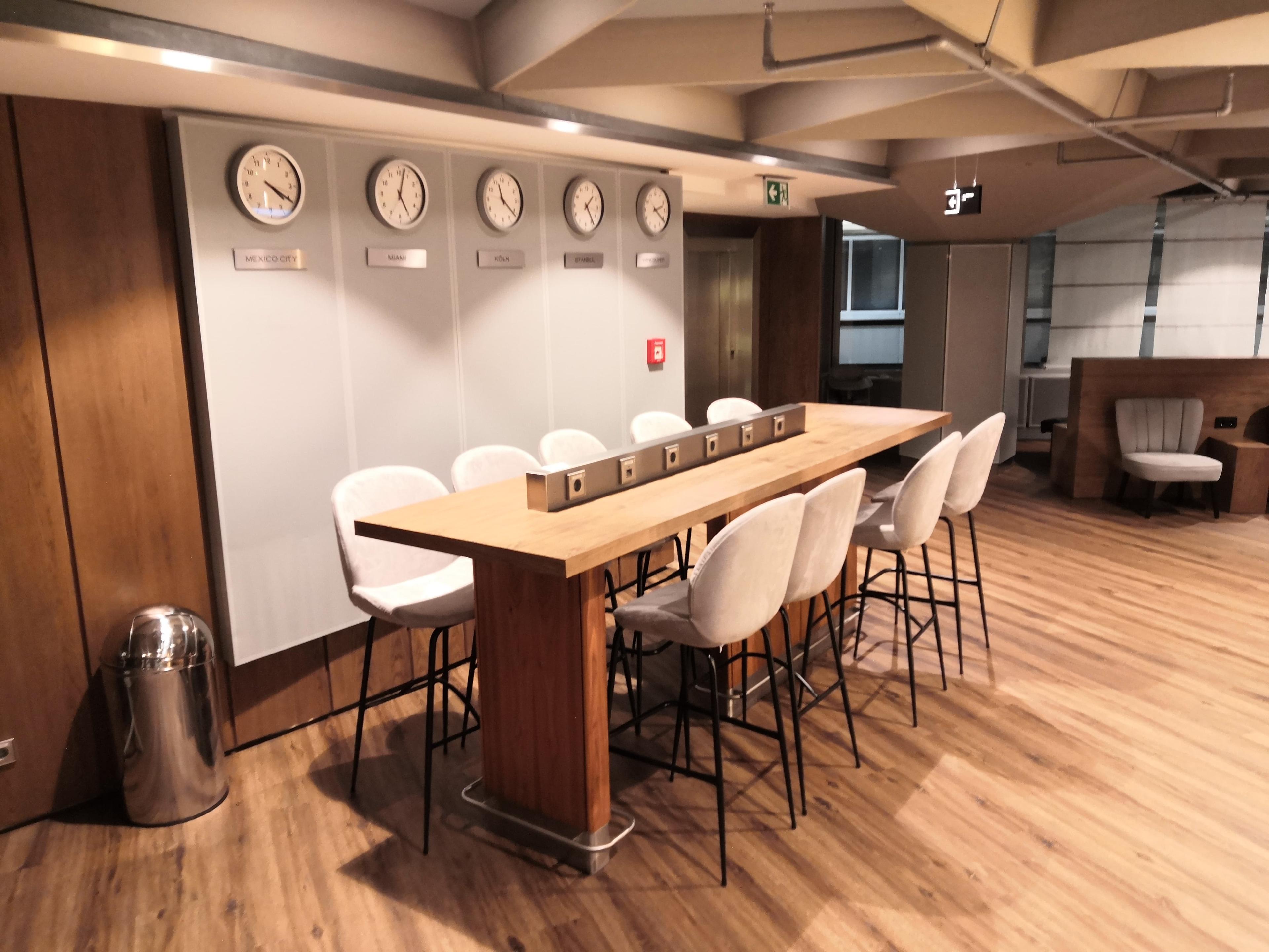 The Lounge Koeln-Bonn, Cologne/Bonn International, Germany The Lounge Koeln-Bonn, Cologne/Bonn International, Germany