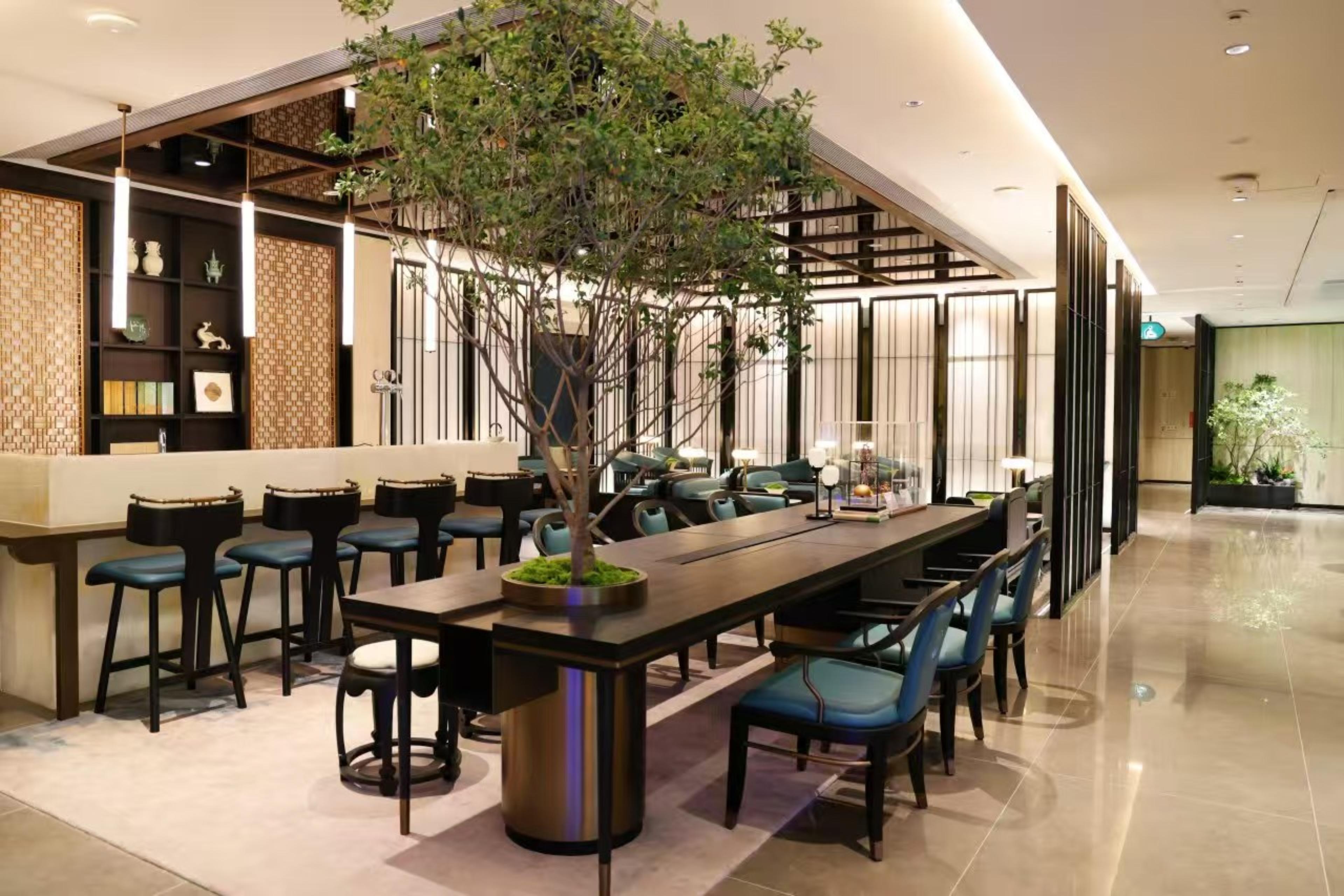 Lounge L33