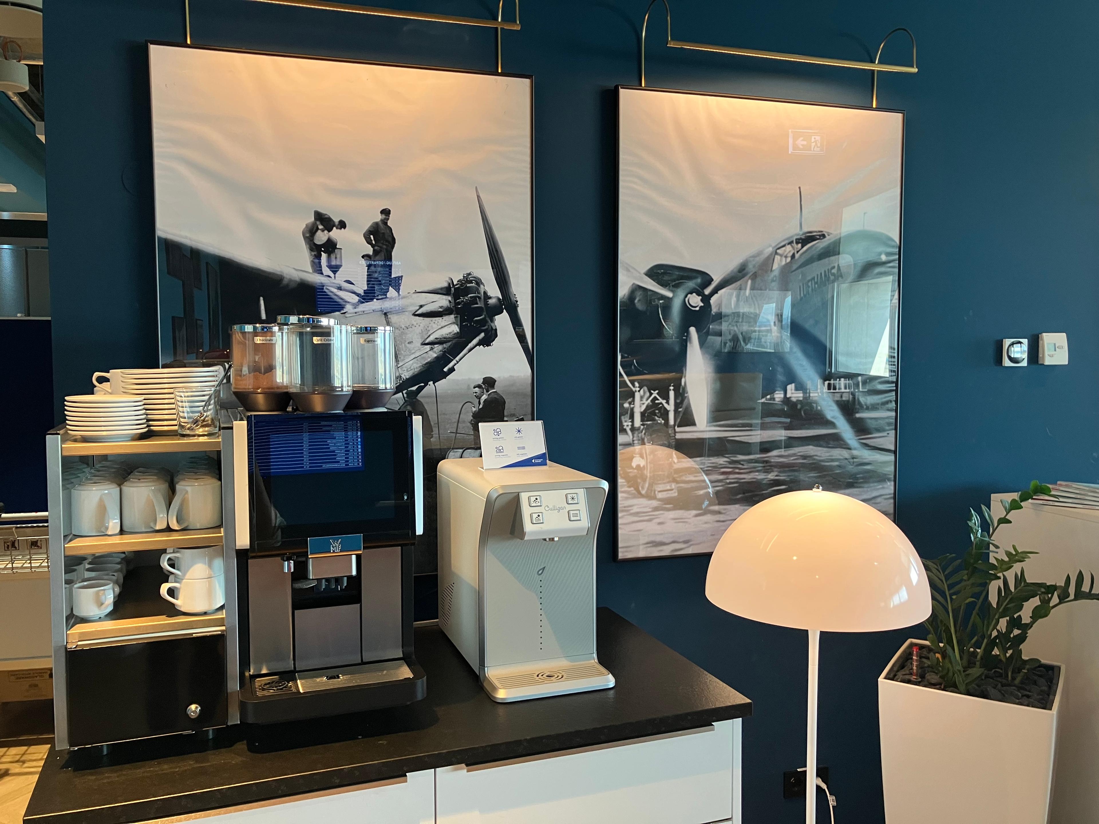 Airport Lounge The Aviator Gallery, Stuttgart, Germany Airport Lounge The Aviator Gallery, Stuttgart, Germany