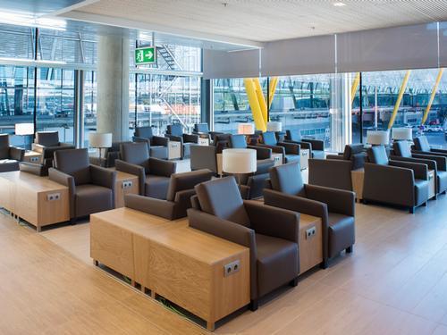 Neptuno Lounge, Madrid Barajas Neptuno Lounge, Madrid Barajas