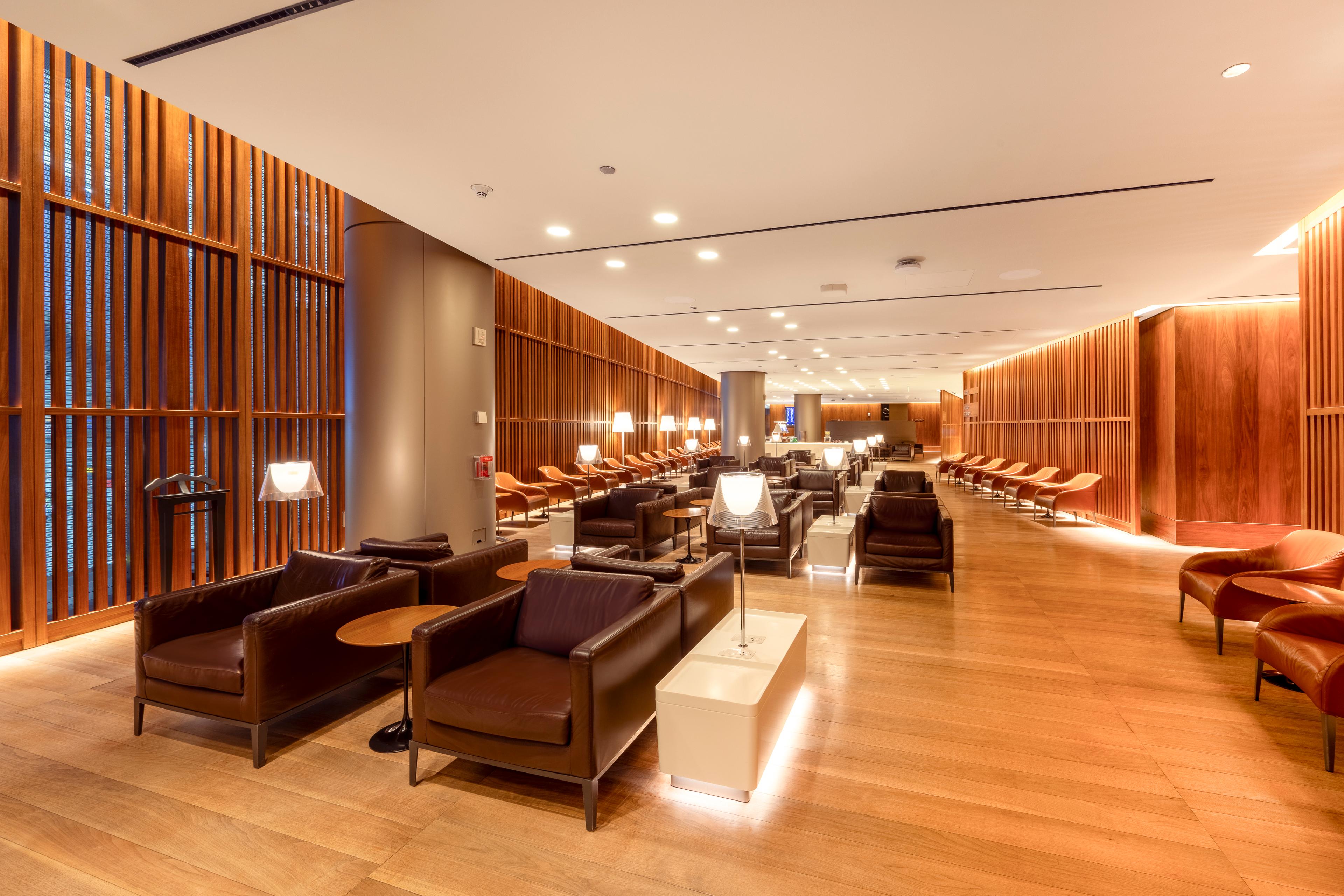 Al Maha Lounge (Southeast), Doha Hamad International, Qatar Al Maha Lounge (Southeast), Doha Hamad International, Qatar
