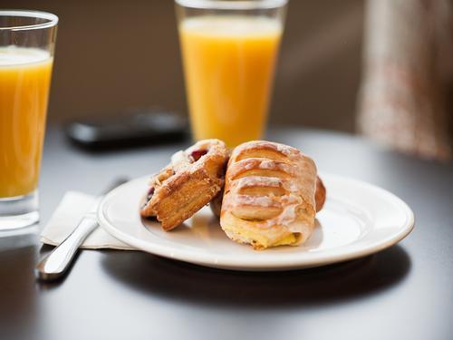 Aspire Lounge by Servisair, Birmingham Airport Aspire Lounge by Servisair, Birmingham Airport