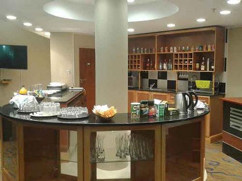 Dzimbahwe Executive Lounge