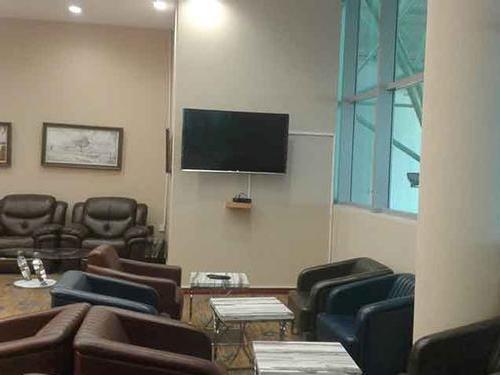 Dzimbahwe Executive Lounge, Victoria Falls International Dzimbahwe Executive Lounge, Victoria Falls International