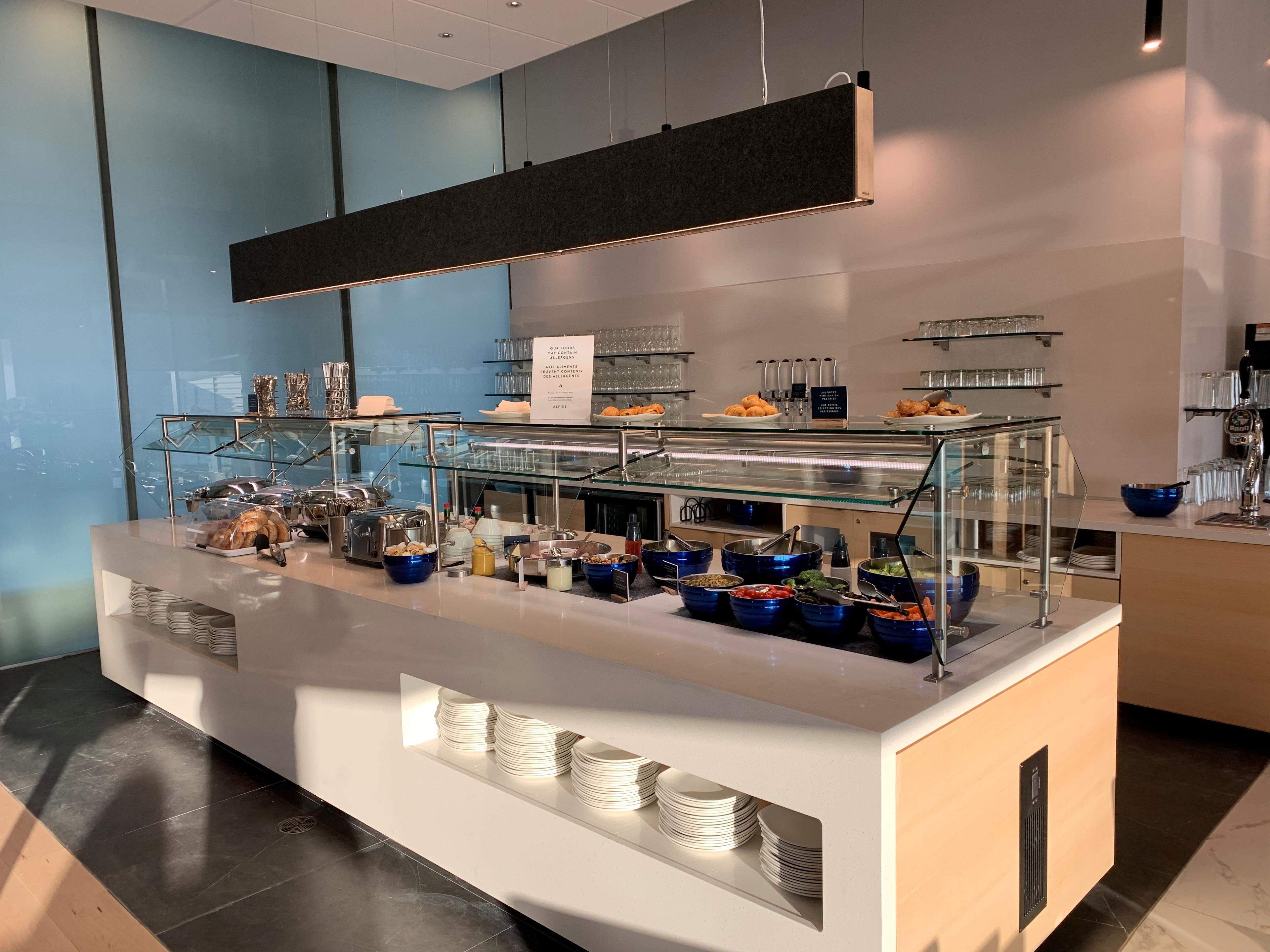 Aspire Salon Lounge, Ottawa Macdonald Cartier Intl, Canada Aspire Salon Lounge, Ottawa Macdonald Cartier Intl, Canada