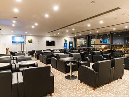 VIP Lounge 73