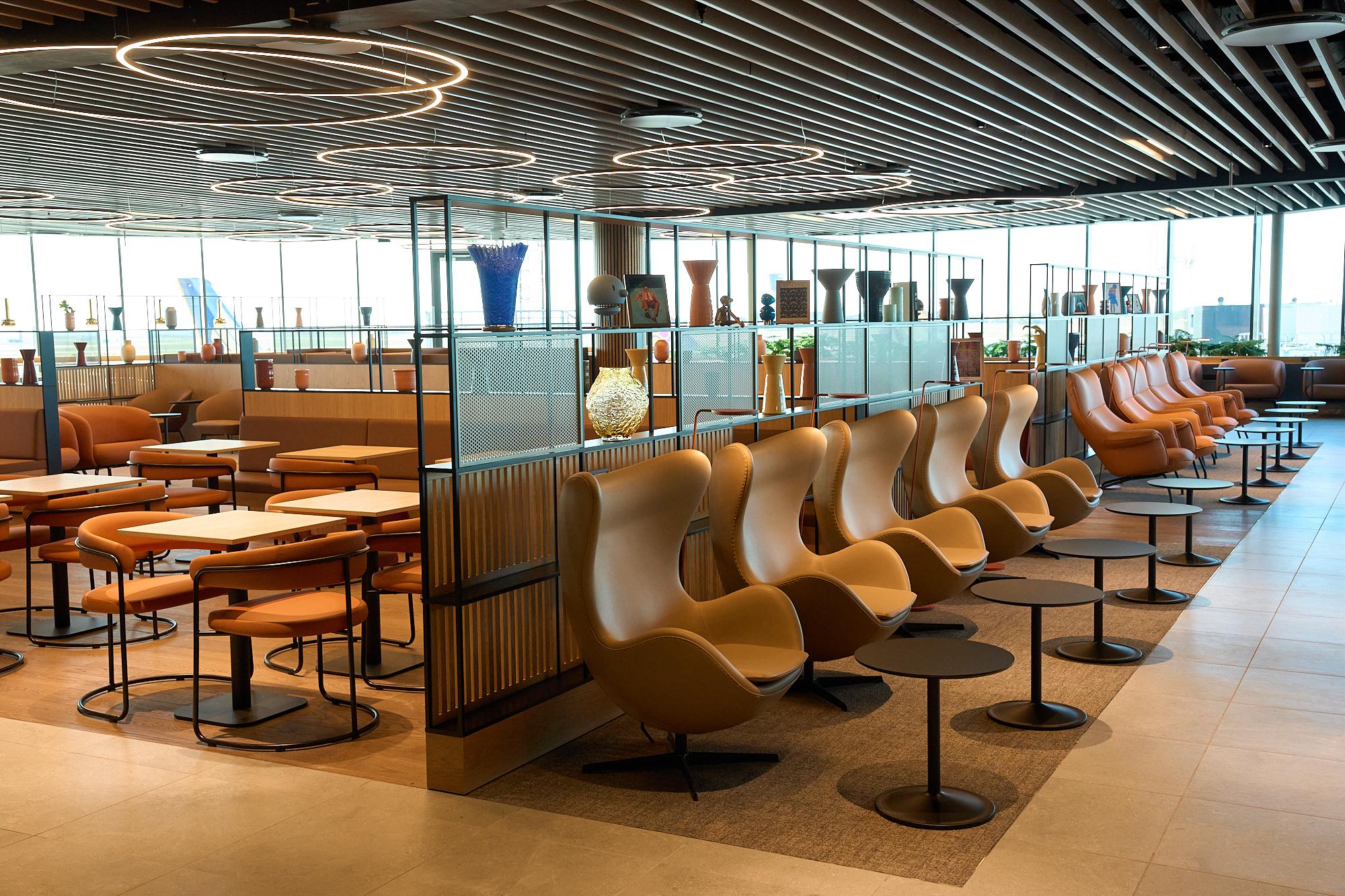 Pearl Lounge
