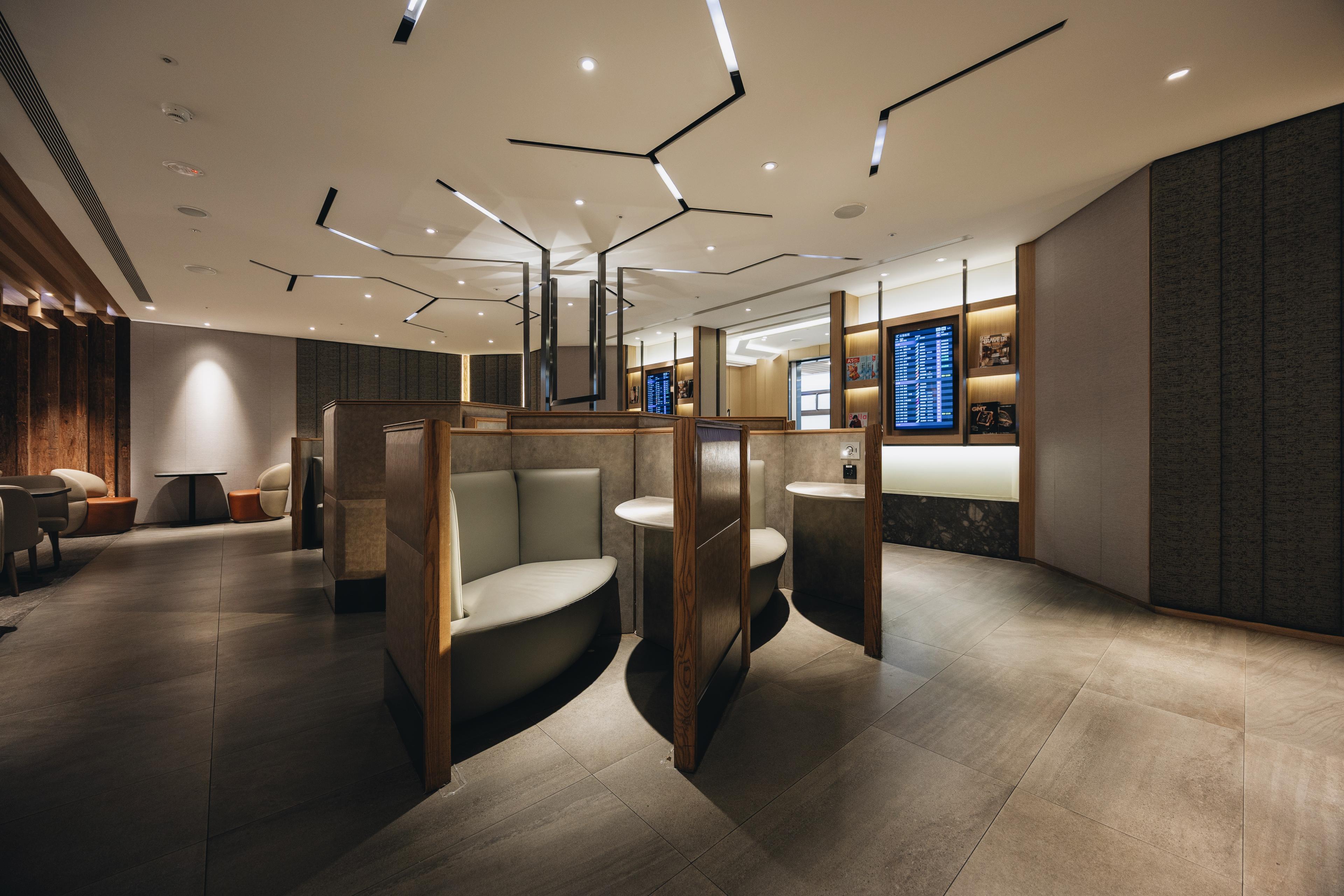 Plaza Premium Lounge The Blossom (Zone C), Taipei Taiwan Taoyuan Intl, Taiwan Region Plaza Premium Lounge The Blossom (Zone C), Taipei Taiwan Taoyuan Intl, Taiwan Region