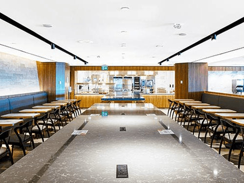 Plaza Premium Lounge (International Departures)_Toronto_Canada Plaza Premium Lounge (International Departures)_Toronto_Canada