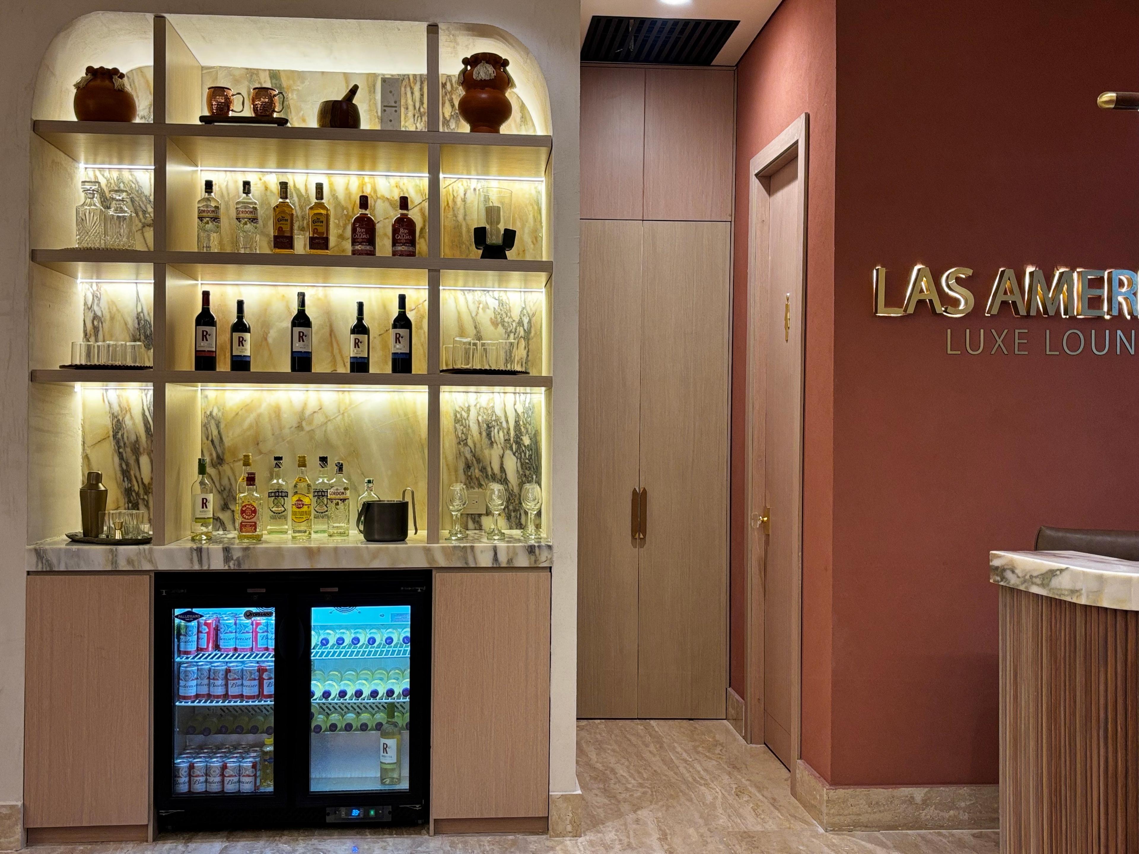 Sala VIP Lounge Las Americas, Ernesto Cortissoz International, Colombia Sala VIP Lounge Las Americas, Ernesto Cortissoz International, Colombia